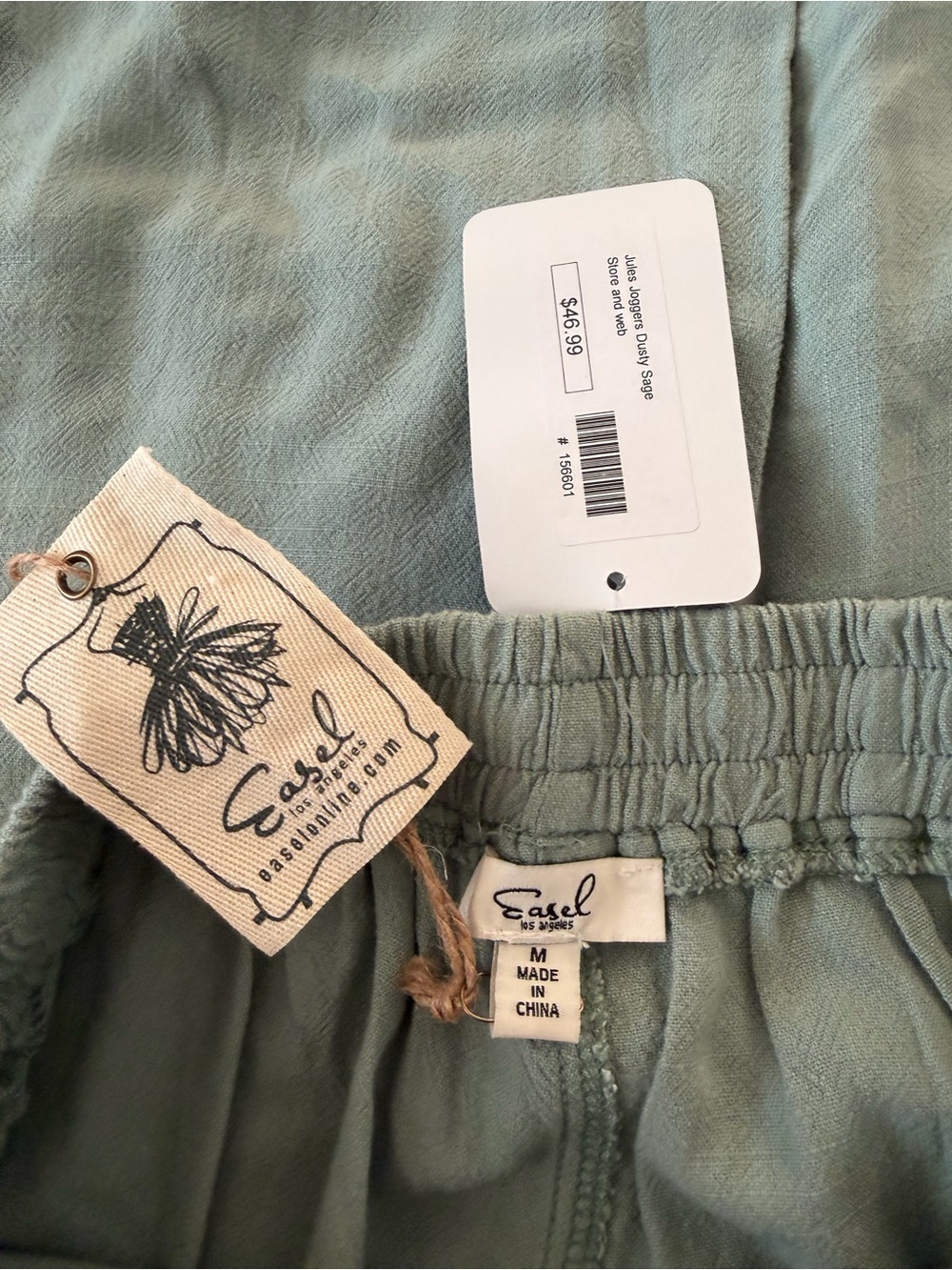 NWT easel jules joggers dusty sage - Picture 5 of 8